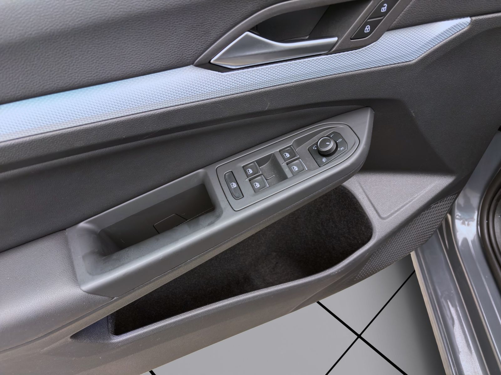 Volkswagen Golf - Bild 11