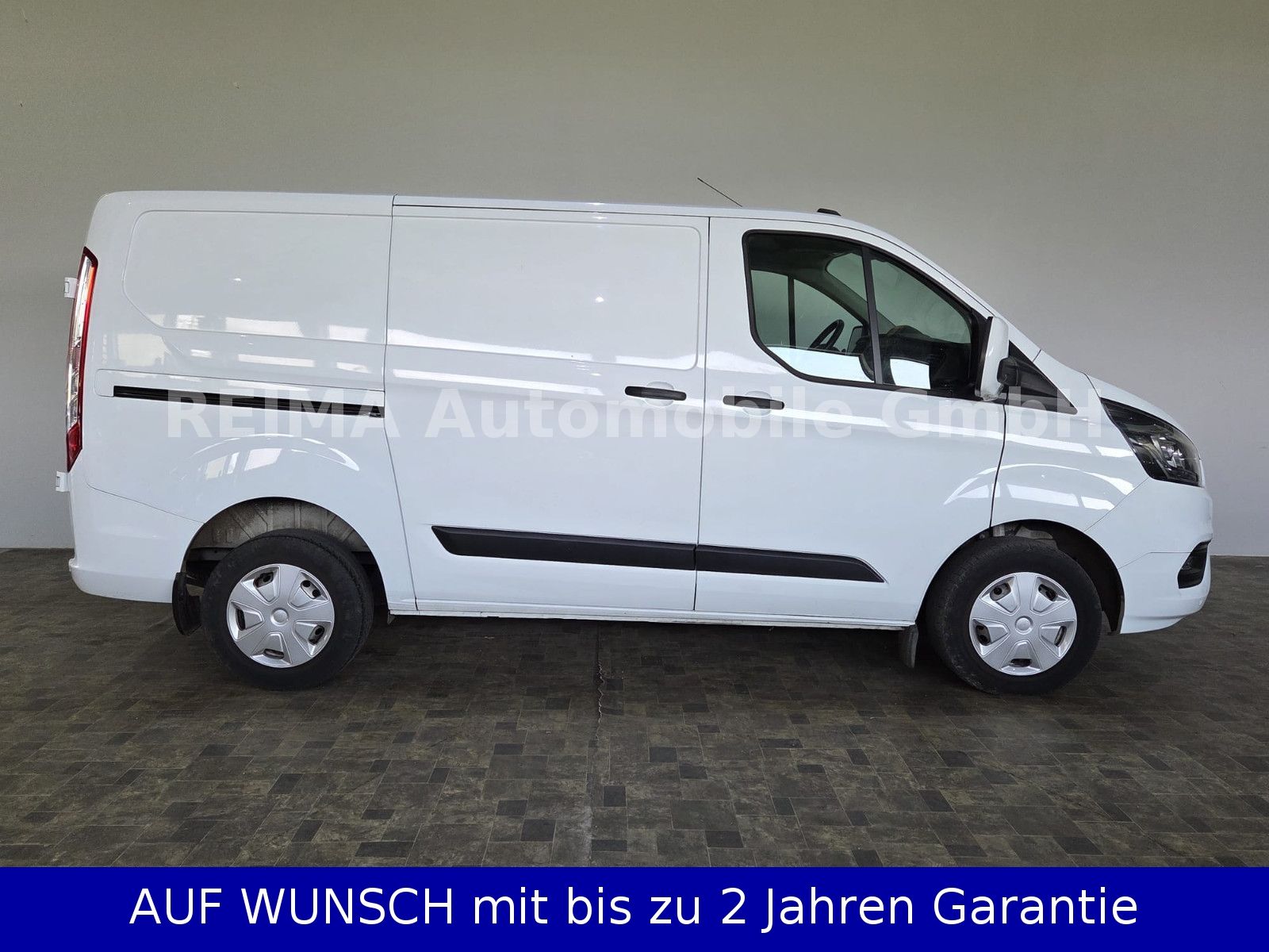 Fahrzeugabbildung Ford Transit Custom Kasten 280 L1 Trend, 3 Sitzer,