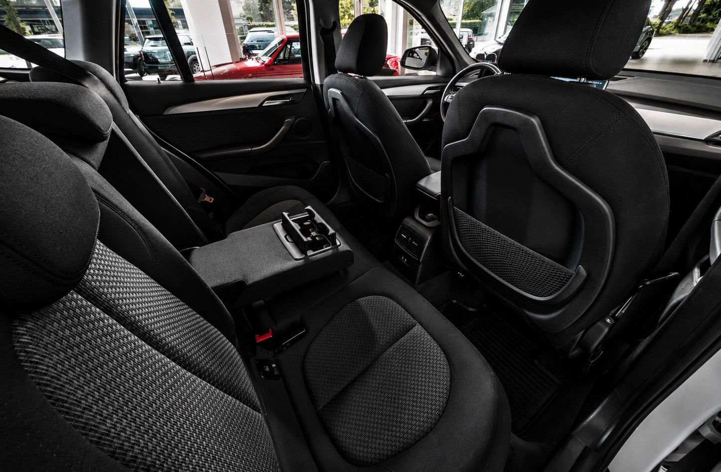 Fahrzeugabbildung BMW X1 18i LCI NAVI SHZ AHK PDC KLIMAAUT 8xALU