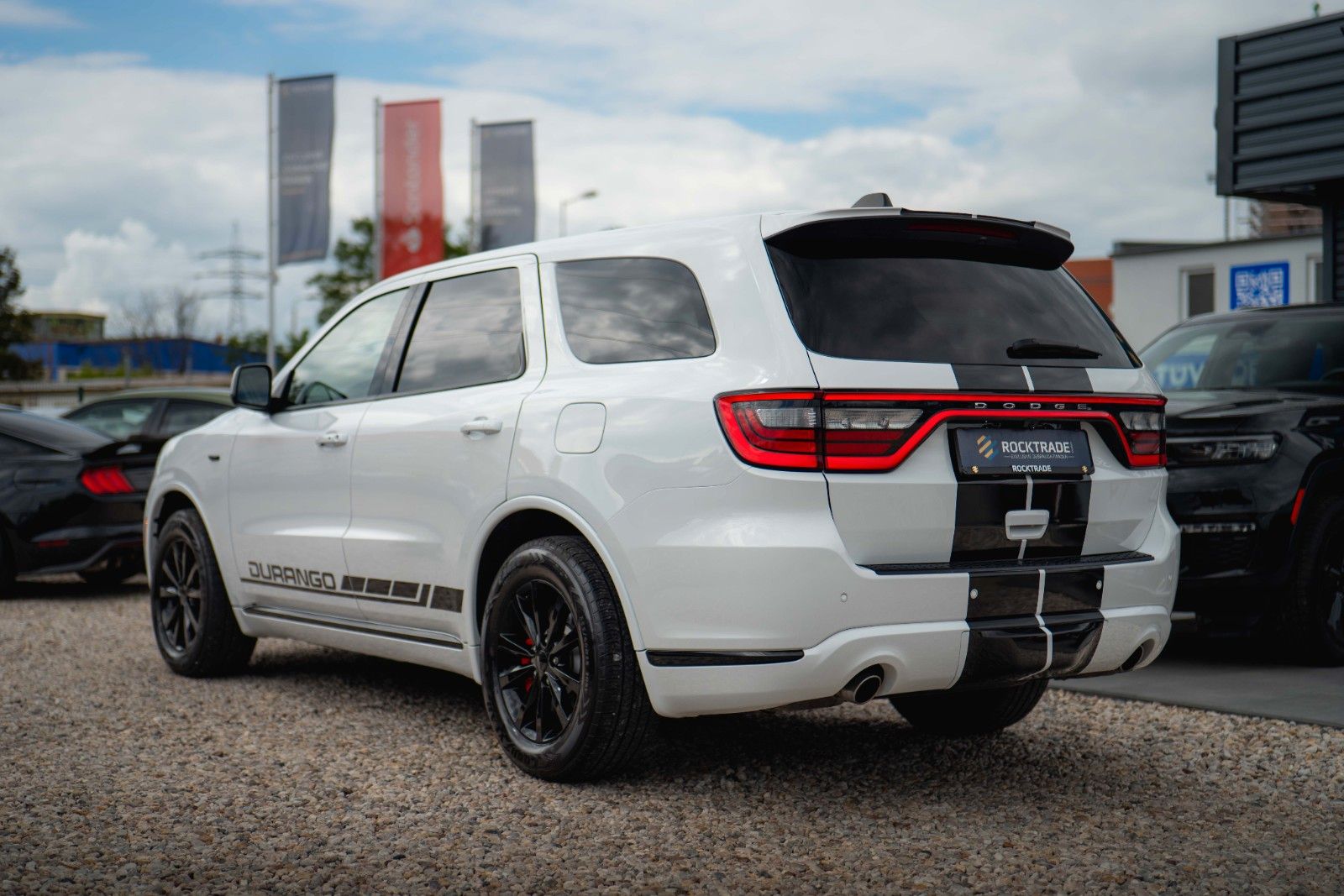 Fahrzeugabbildung Dodge Durango 5.7 V8 R/T SRT 4x4 Night-Paket Modell 22