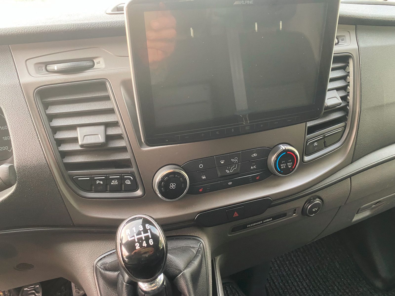 Fahrzeugabbildung Ford Transit Custom Kasten 300L2H2 Trend,AHK,GARANTIE