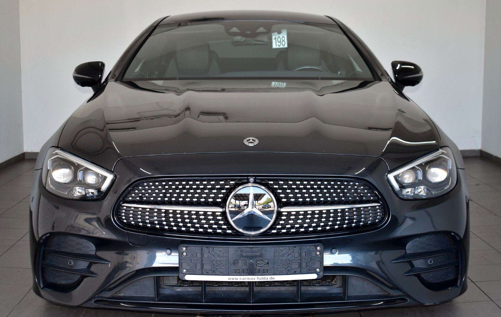 Fahrzeugabbildung Mercedes-Benz E450 4M Coupe AMG Line Leder,Navi,LED,Burmester