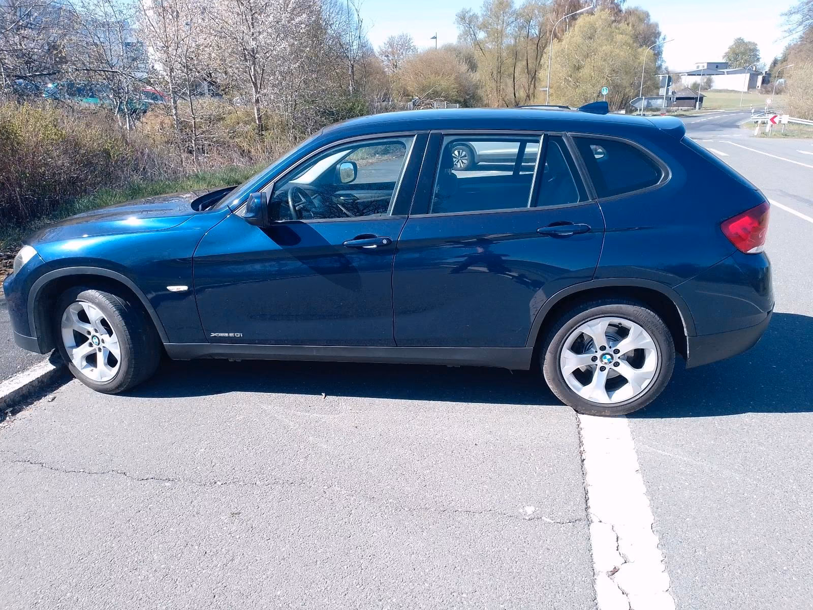 BMW iX1