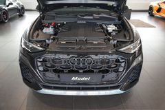 AUDI Q8 50 TDI quattro | S line | Pano | B&O | Matrix AUDI Q8 50 TDI quattro | S line | Pano | B&O | Matrix