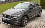 Volkswagen T-Roc 2.0 TSI DSG 4MOTION Sport  - Volkswagen T-Roc: Von Privat