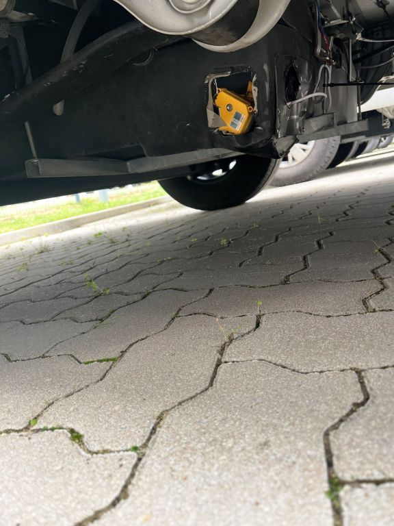 Fahrzeug Übersicht 9 Fahrzeugabbildung LMC Cruiser V 646 G beschädigt/HÄNDLER UND GEWERBE