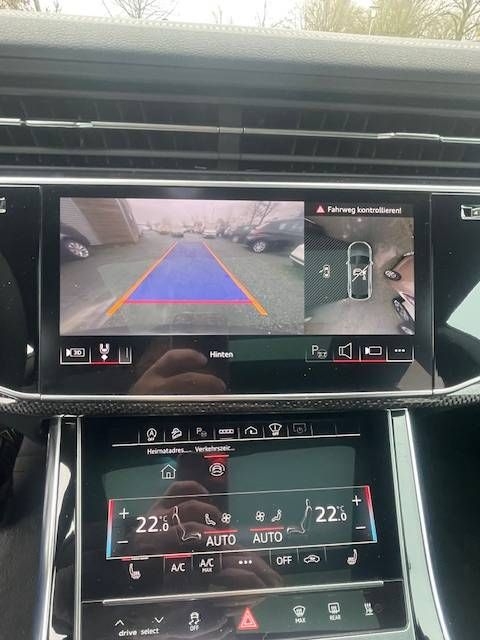 Fahrzeugabbildung Audi SQ8 AT//AHK, Standheizg.,Matrixlicht,Pano,RFK, P