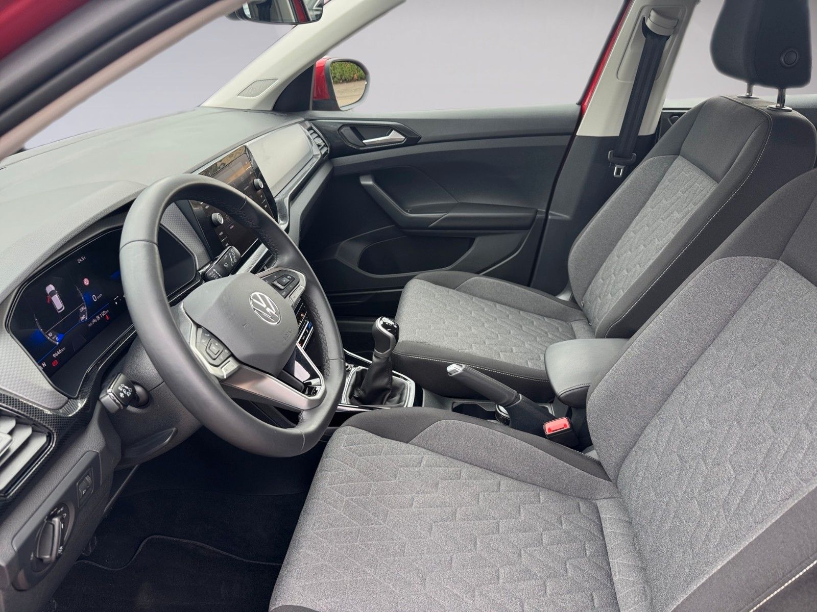 Fahrzeugabbildung Volkswagen T-Cross 1.0 TSI Life
