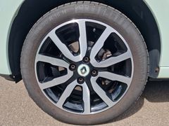 Fahrzeugabbildung Renault Twingo La Parisienne Klimaautomatik Faltdach