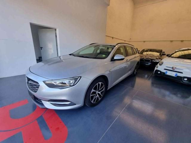 Opel OPEL Insignia Sports Tourer 1.6 cdti ecotec Busi