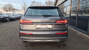 Audi Q7 - 6