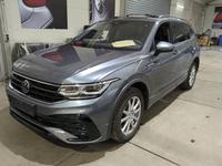 Volkswagen Tiguan Allspace R-Line 4Motion Navi Pano AHK LED