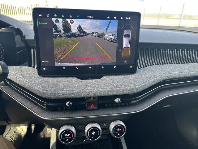 Superb Combi 2.0 TSI Selection AHK MATRIX STANDH