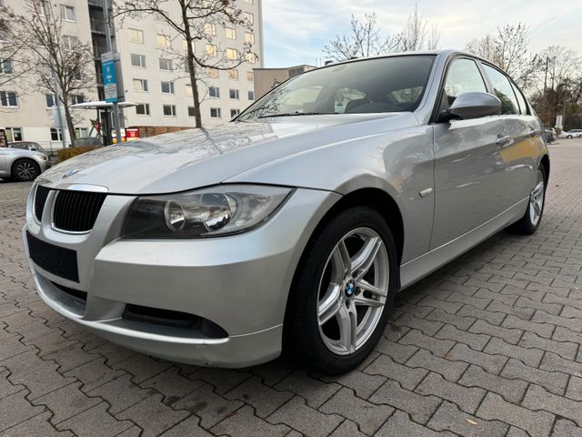 BMW 318i