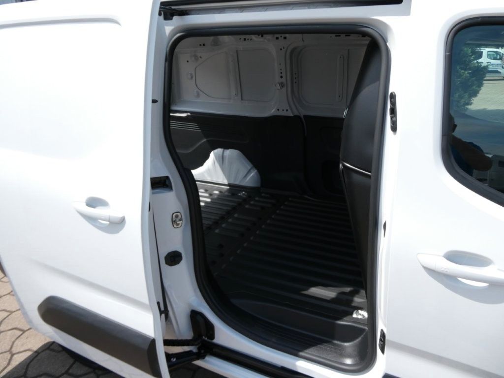 Fahrzeugabbildung Fiat Doblo Kastenwagen L2