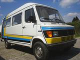 Mercedes-Benz 307 D / 602 D  Bus / Transporter   - Mercedes-Benz 307