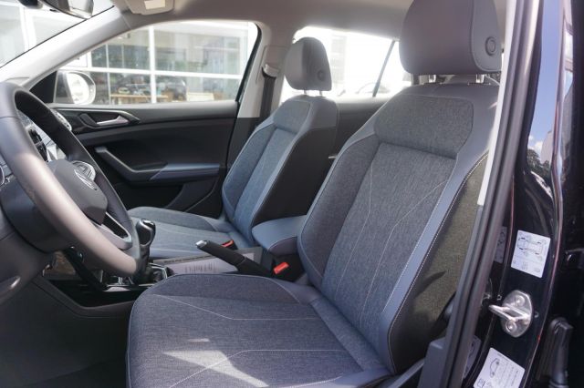 T-Cross 1.0 TSI Style MATRIX 17 ALU RFK SITZHZG.