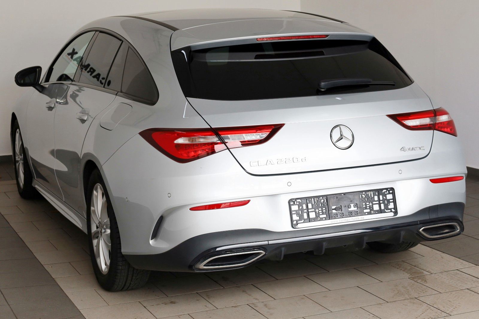 Fahrzeugabbildung Mercedes-Benz CLA 220d SB 4M AMG Line T.Leder,Navi,Night/ParkP