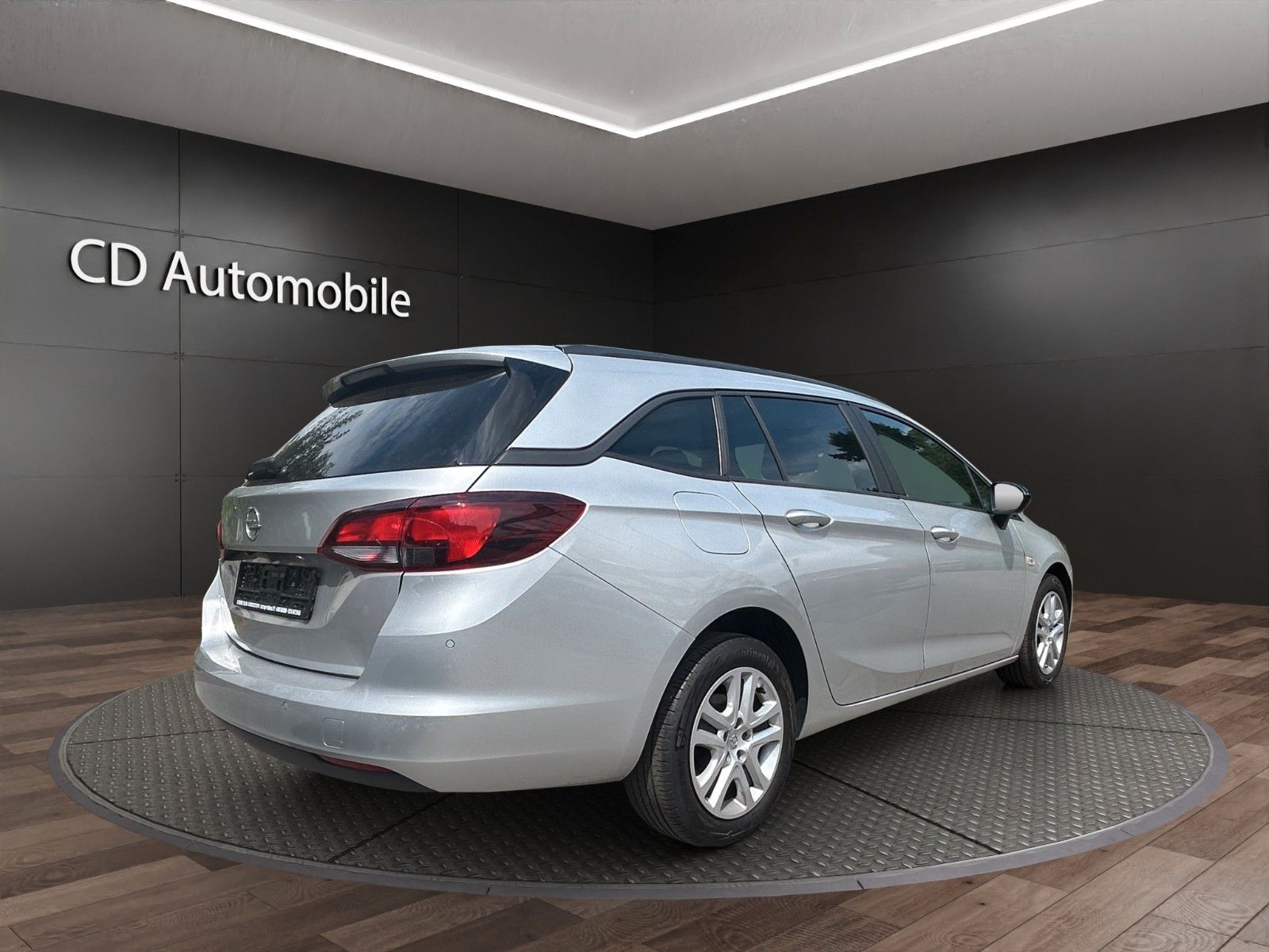 Fahrzeugabbildung Opel Astra K Sports Tourer Aut./Kamara/ Start/Stop