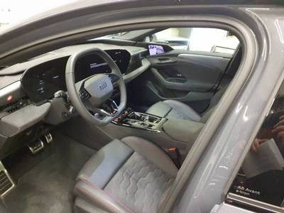 A6 Avant e-tron S LINE 0,25% TECH PRO+PANO+B&O