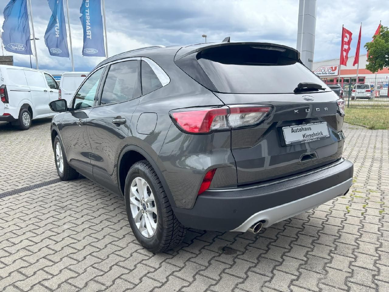 Fahrzeugabbildung Ford Kuga Titanium