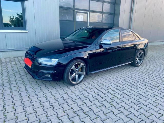 Audi S4 mit 333ps