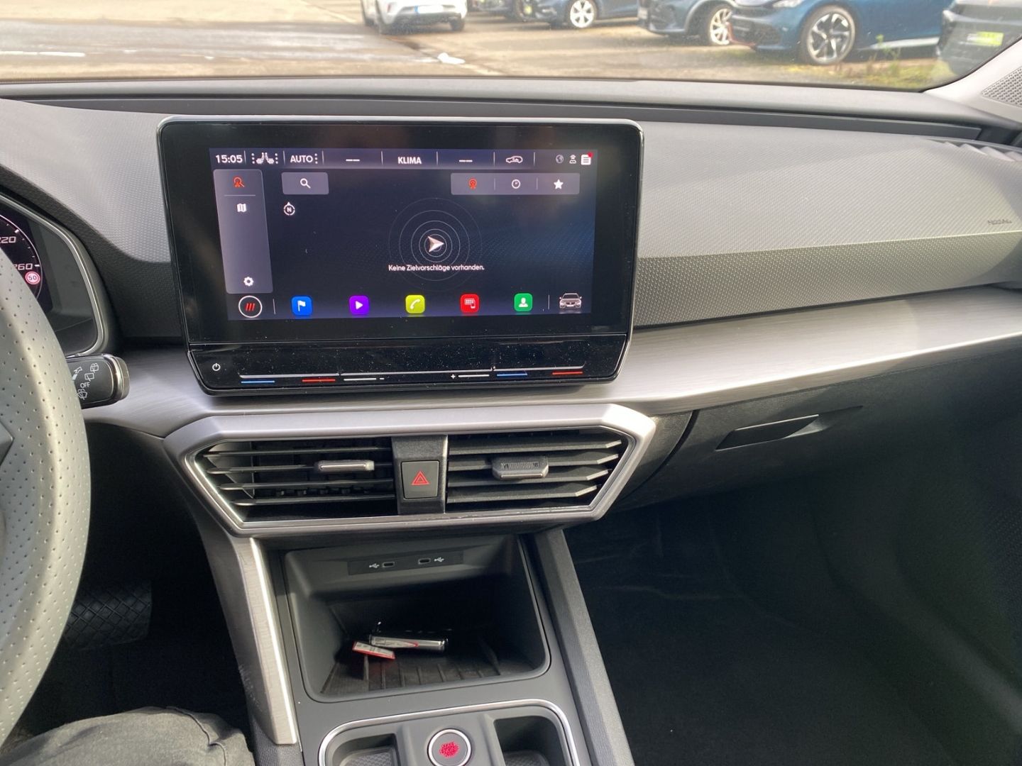 Fahrzeugabbildung SEAT Leon Sportstourer FR 2.0 TDI EU6d Navi digitales