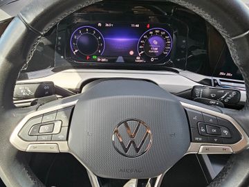 Volkswagen Golf - 11