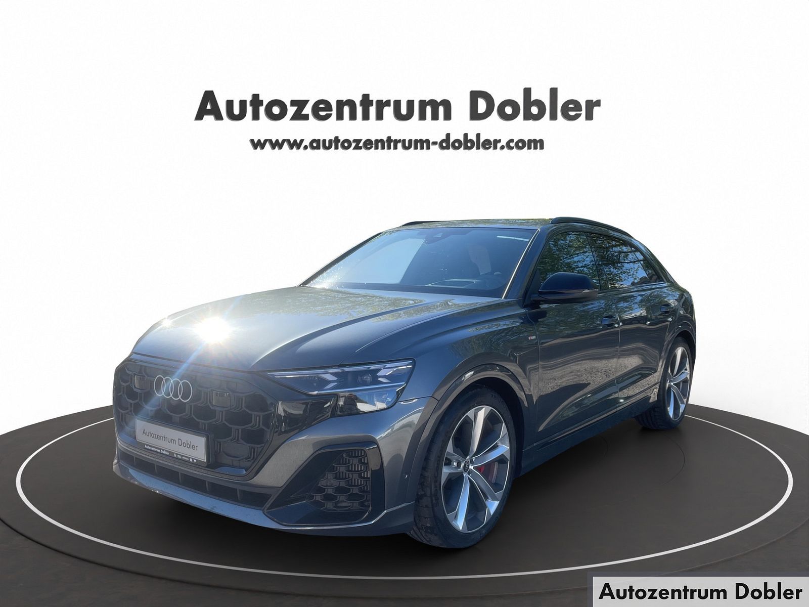 Audi Q8 SUV S line business TFSI e quattro 290 kW imagem 2