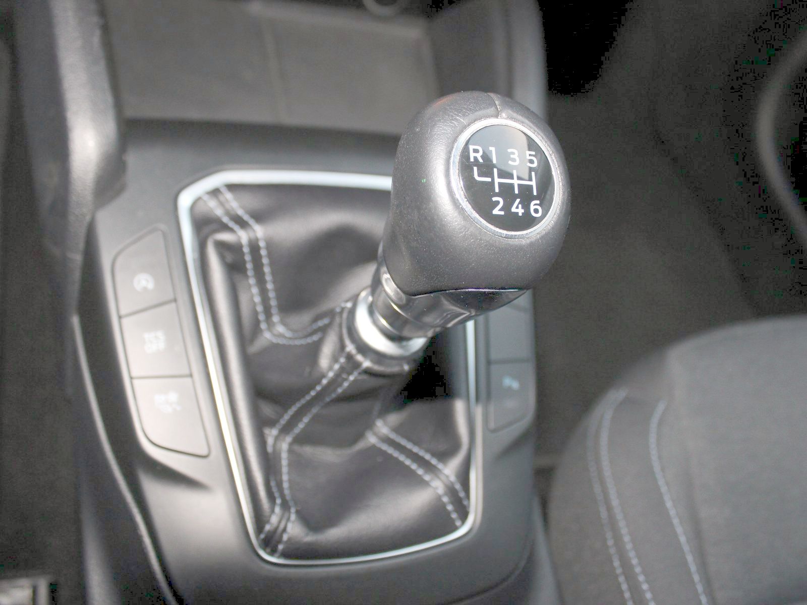 Fahrzeugabbildung Ford Focus Active 1,5 EcoBoost Start/Stopp