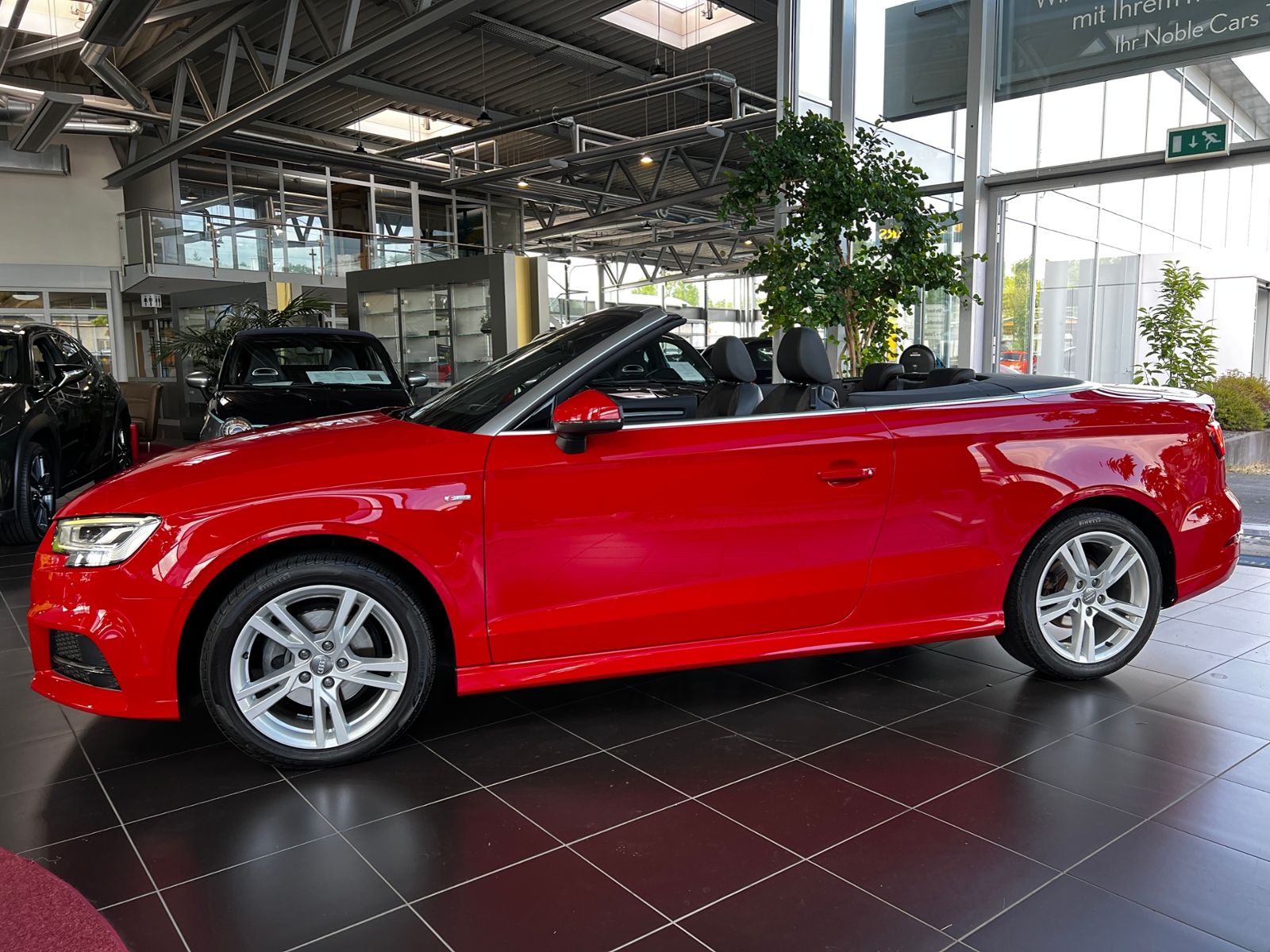 Fahrzeugabbildung Audi A3 Cabriolet 35 TFSI design LED NAVI ALU