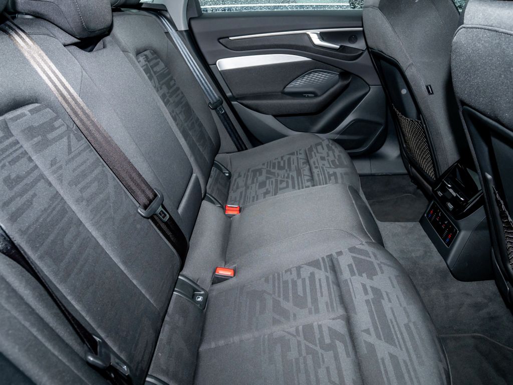 Audi A6 - Bild 8