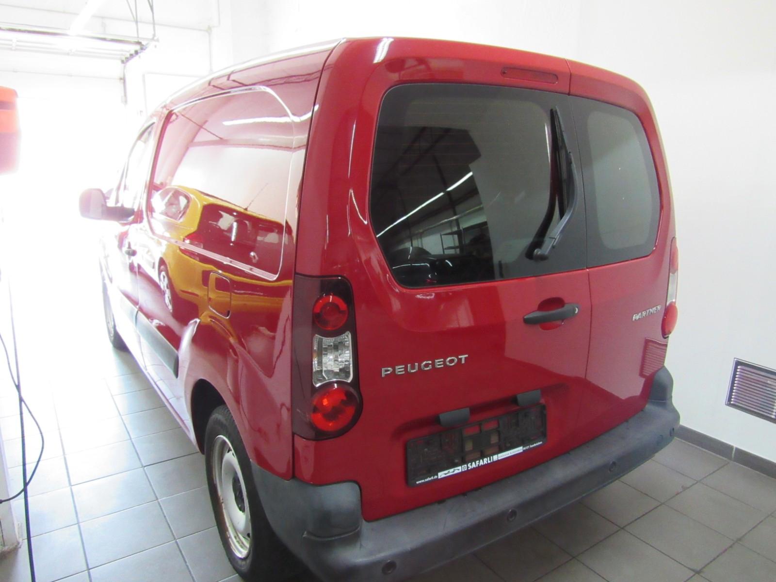 Peugeot Partner L1 Premium 1.Hand Tempomat PDC TÜV+++++