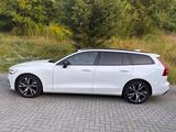 Volvo V60 Recharge T6 AWD R-Design I Garantie - Volvo V60 in Bochum