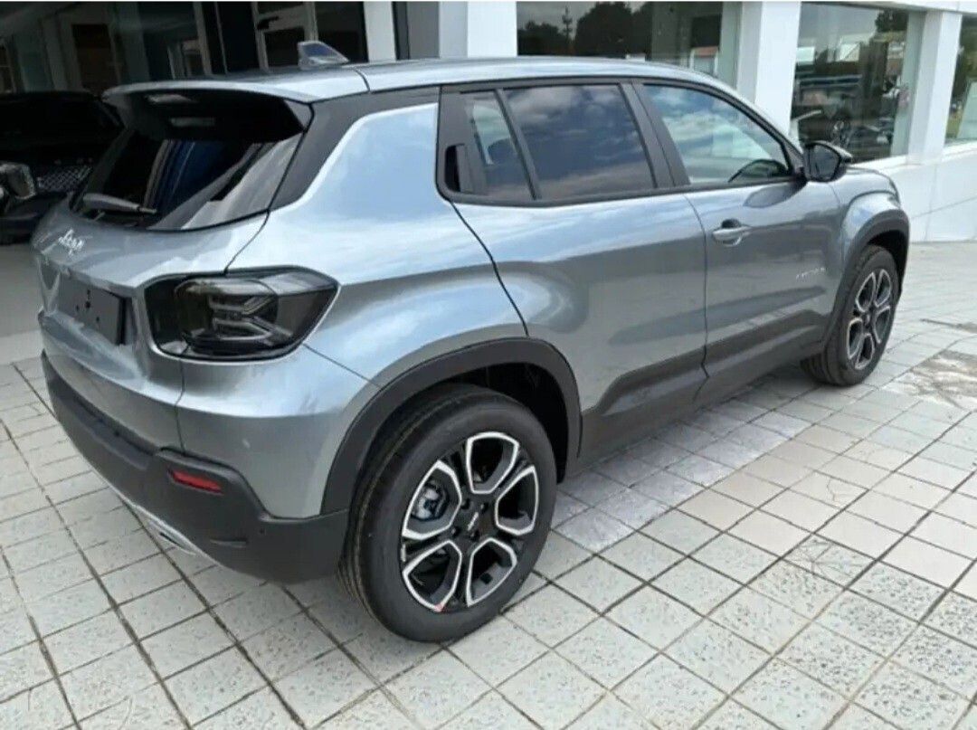 Other Jeep Avenger 2025 Summit imagem 2