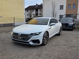 Volkswagen Arteon R-Line 4Motion/Kamera360°/Virtual/Leder/ - mit Diesel-Antrieb: Allradantrieb