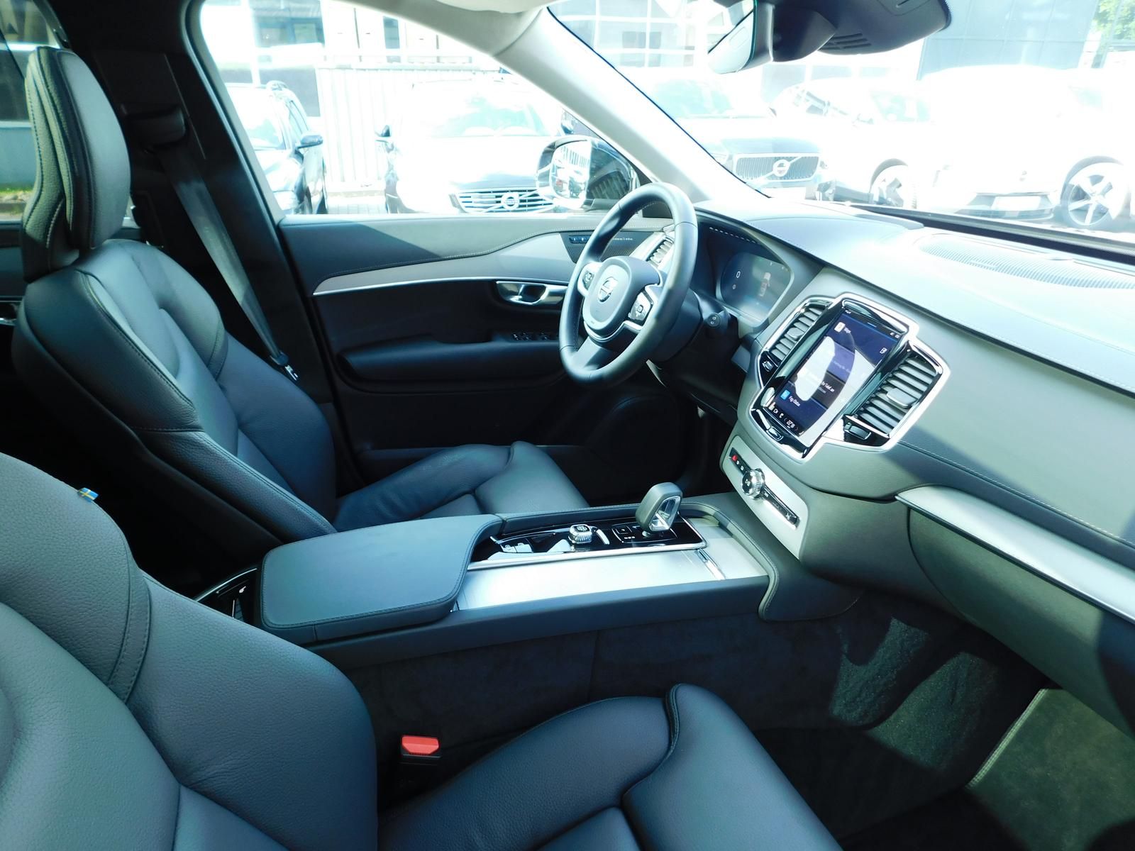 Fahrzeugabbildung Volvo XC90 T8 AWD Ultra Bright