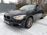 BMW 116d+TEMPOMAT++SITZHEIZUNG++NAVI++MULTIFUNKTION+ - mit Diesel-Antrieb: Kleinwagen, Automatik