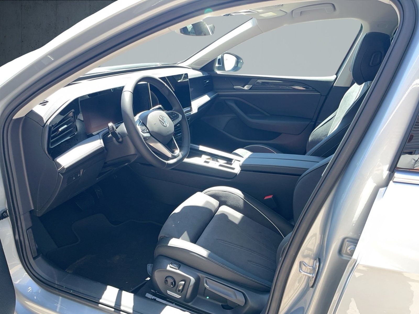 Volkswagen Passat - Bild 12