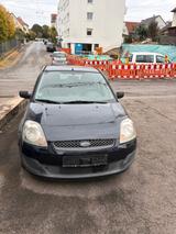 Ford Fiesta 1,4 16V Connection Connection - Ford Fiesta Connection mit Benzin-Antrieb