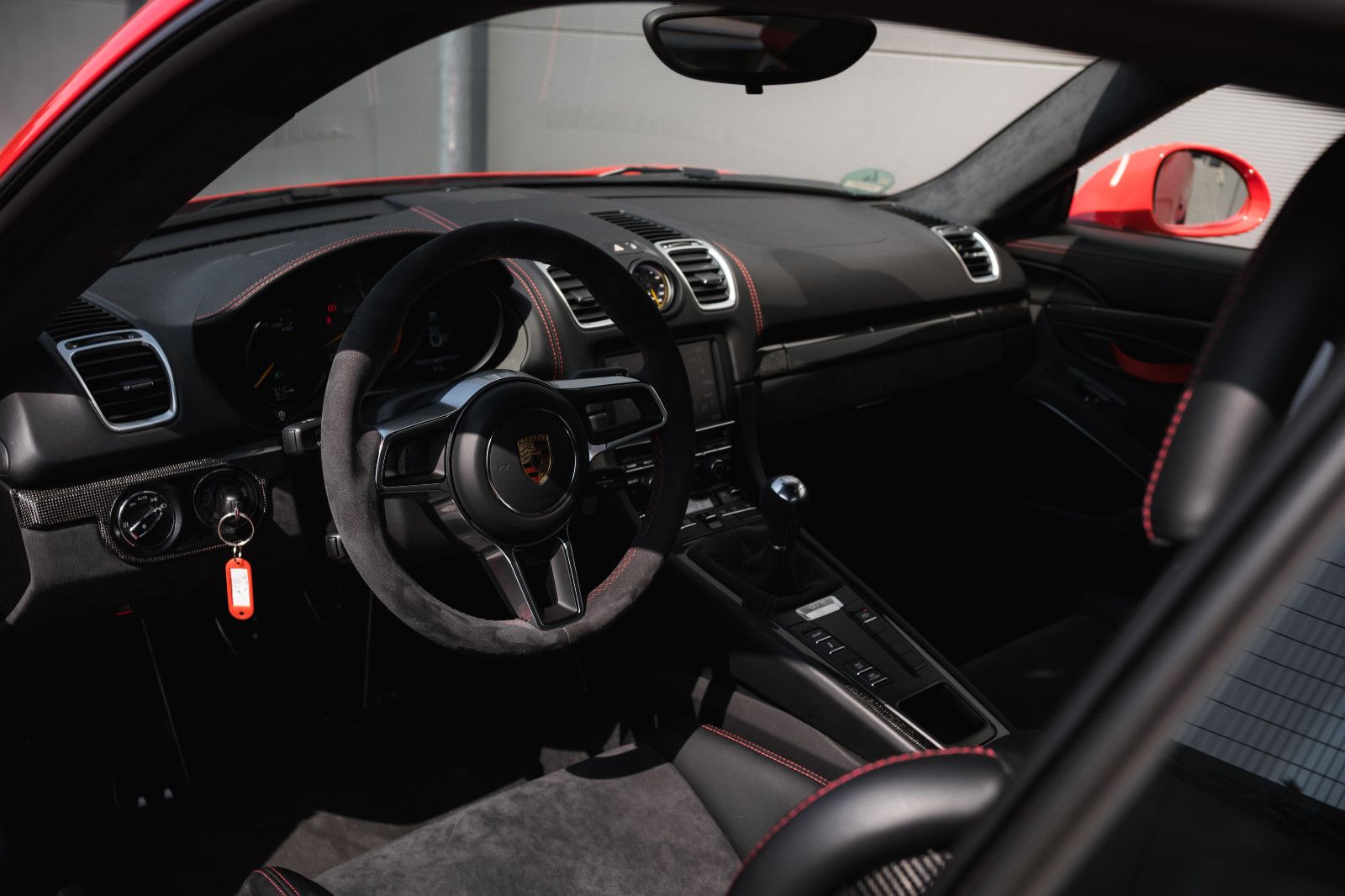 Fahrzeugabbildung Porsche Cayman GT4-Approved-XPEL-Scheckheft