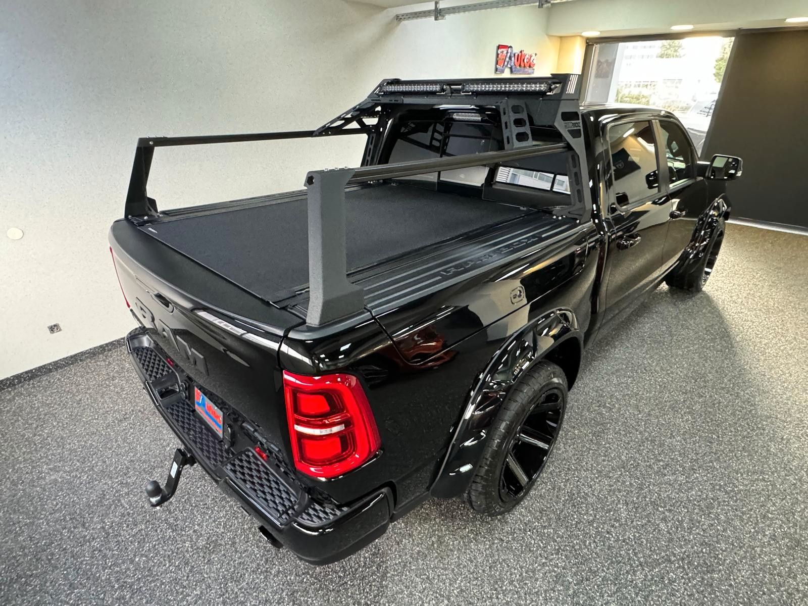 Fahrzeugabbildung Dodge RAM LIMITED HURRICANE 540 PS-LA CHANTI SPECIAL