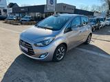 Hyundai ix20 1.6 CRDi YES! Silver blue - Hyundai ix20 in Essen