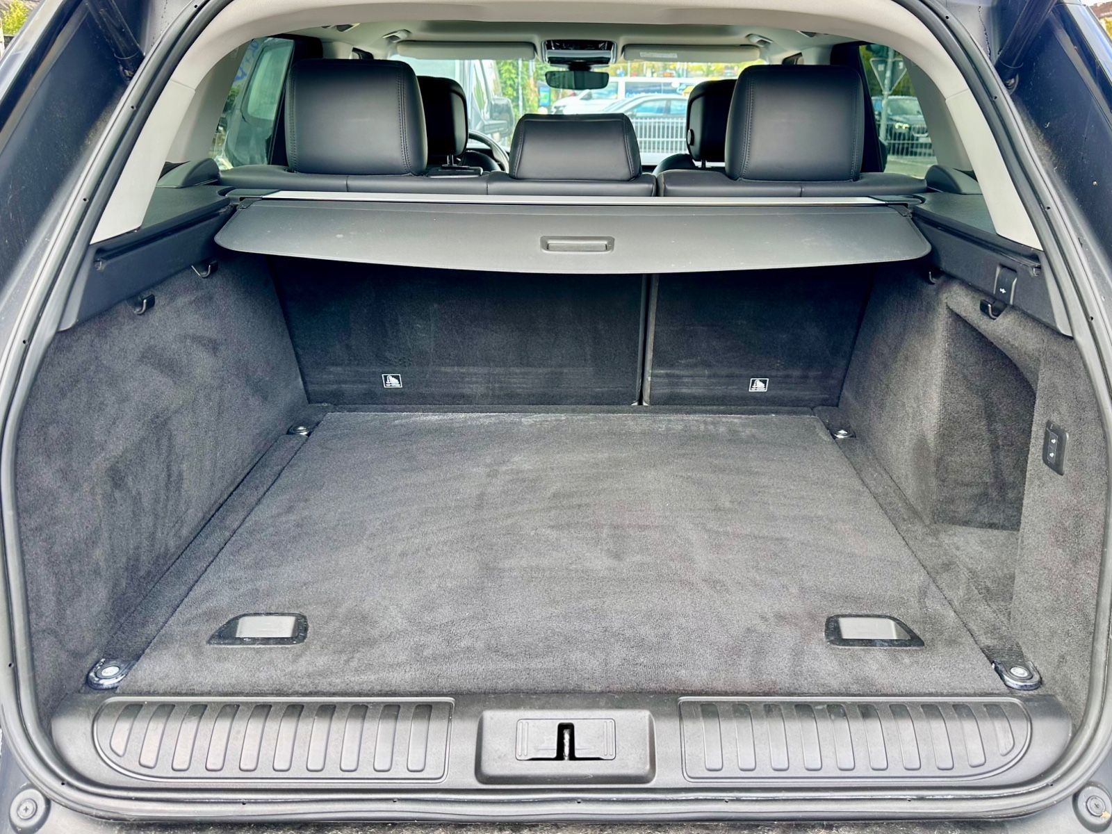 Fahrzeugabbildung Land Rover RANGE ROVER SPORT HSE DYNAMIC*MOD.2019*