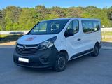 Opel Vivaro Klima 9 Sitze Top Zustand - Opel Vivaro Gebrauchtwagen in Frankfurt