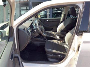 Skoda Fabia Ambition 1.0 TSI °AHK°PDC°SHZ°