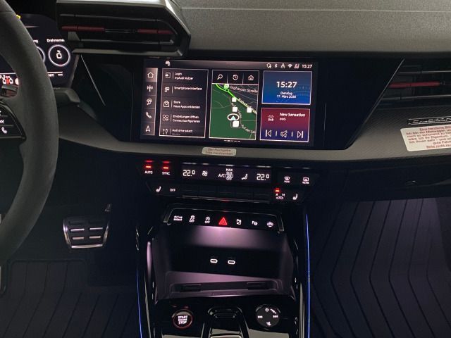 RS3 Limousine 2.5 TFSI quattro S tronic PANO+SON