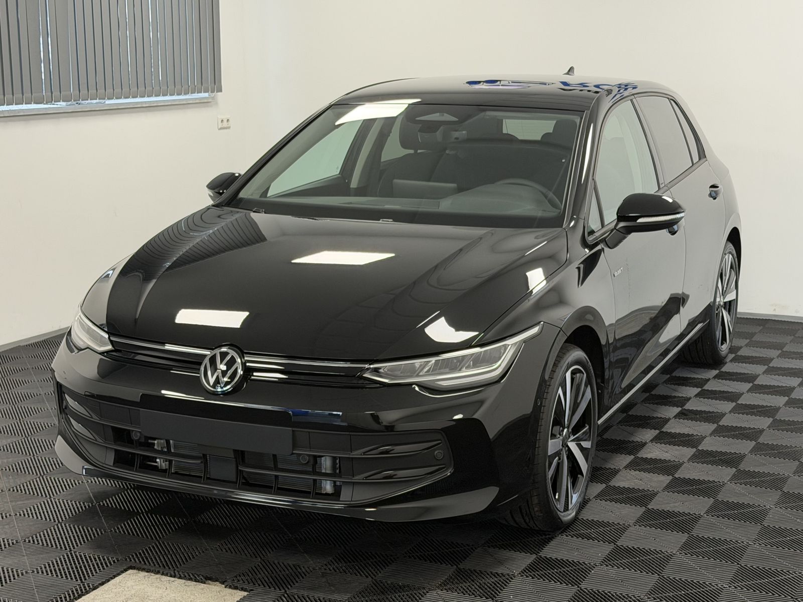 Volkswagen Golf 1.5 eTSI DSG Life 5J-Garantie ErgoActiv AHK imagem 2