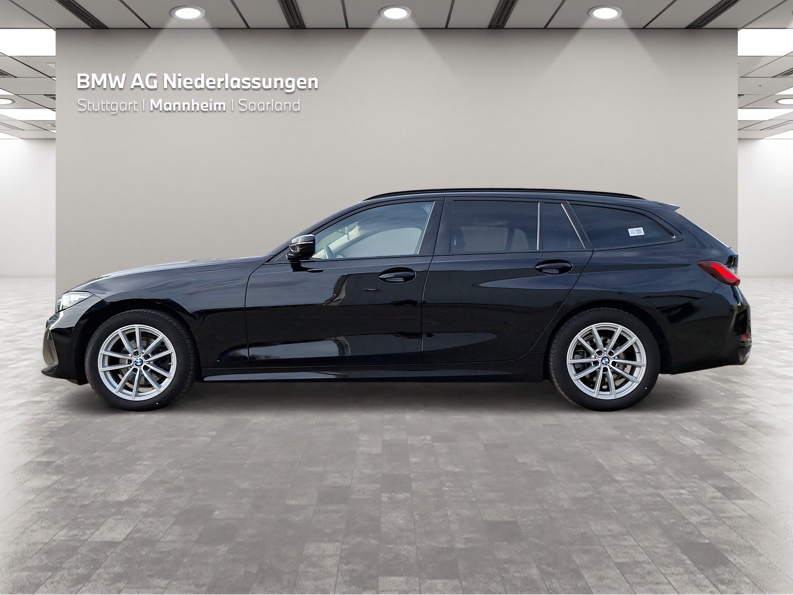 BMW 320i Touring Standheizung Navi AHK Kamera foto 3