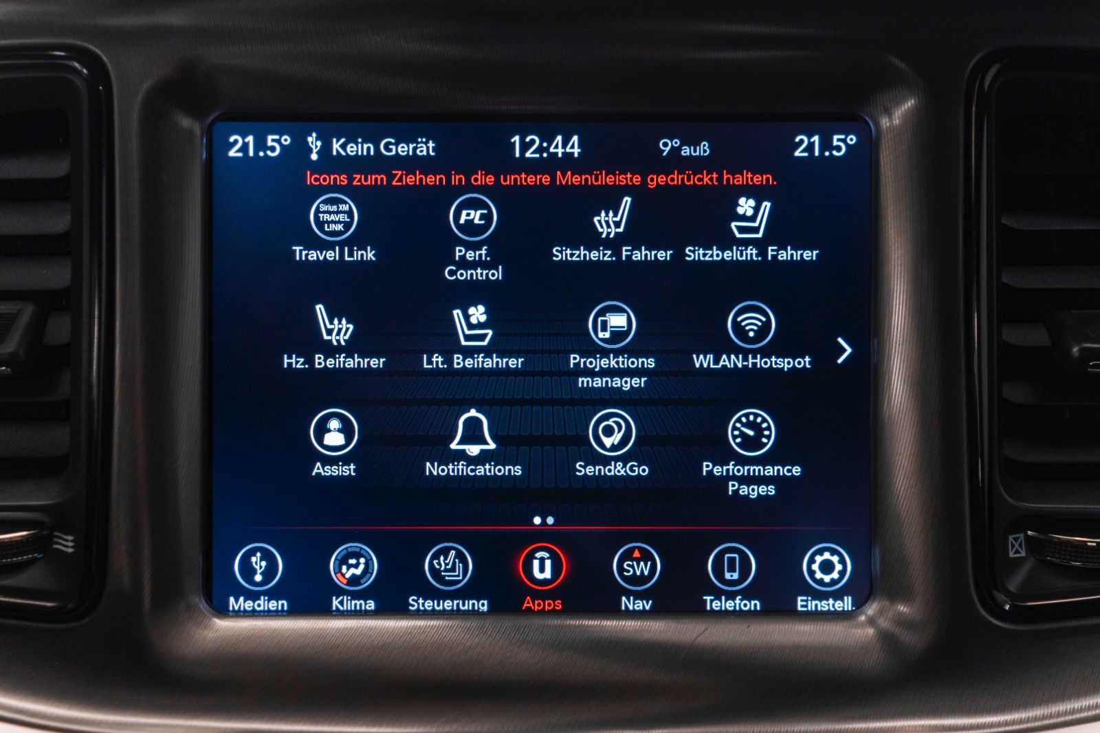 Fahrzeugabbildung Dodge Challenger 5,7 R/T ACC KAM CARPLAY NAV ALPINE